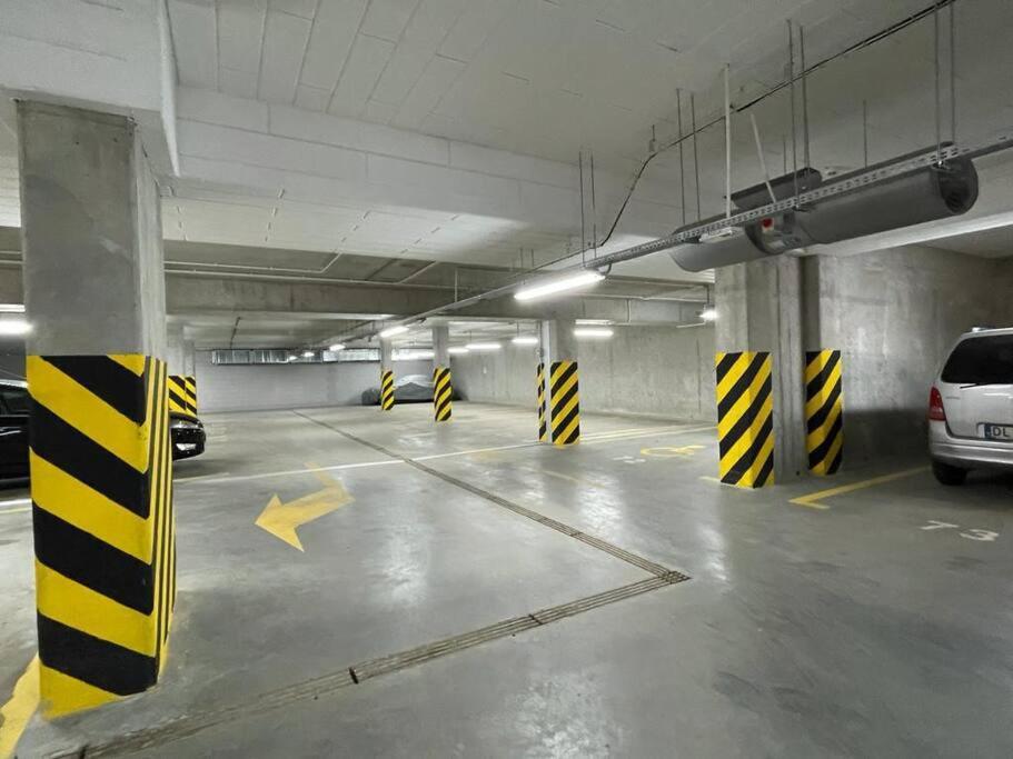 Art Marina Nad Rzeka Z Bezplatnym Parkingiem Apartment *