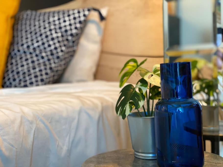 Apartment Art Marina Nad Rzeka Z Bezplatnym Parkingiem Wroclaw
