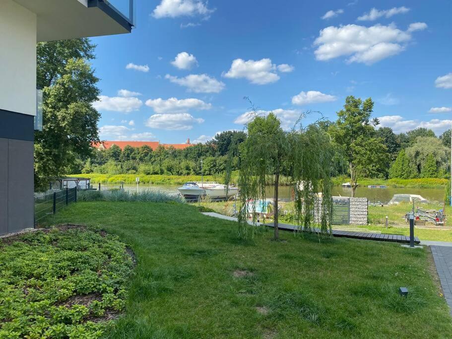 Apartment Art Marina Nad Rzeka Z Bezplatnym Parkingiem