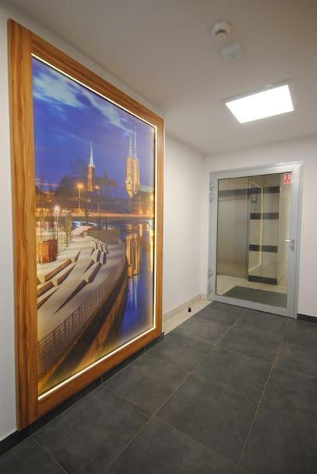 Art Marina Nad Rzeka Z Bezplatnym Parkingiem * Wroclaw