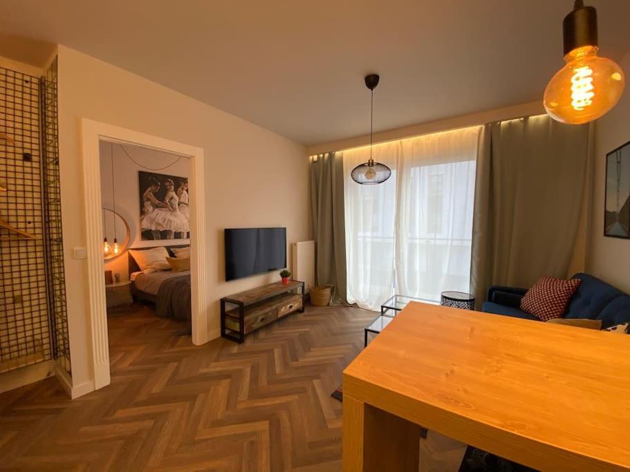 Art Marina Nad Rzeka Z Bezplatnym Parkingiem Apartment *
