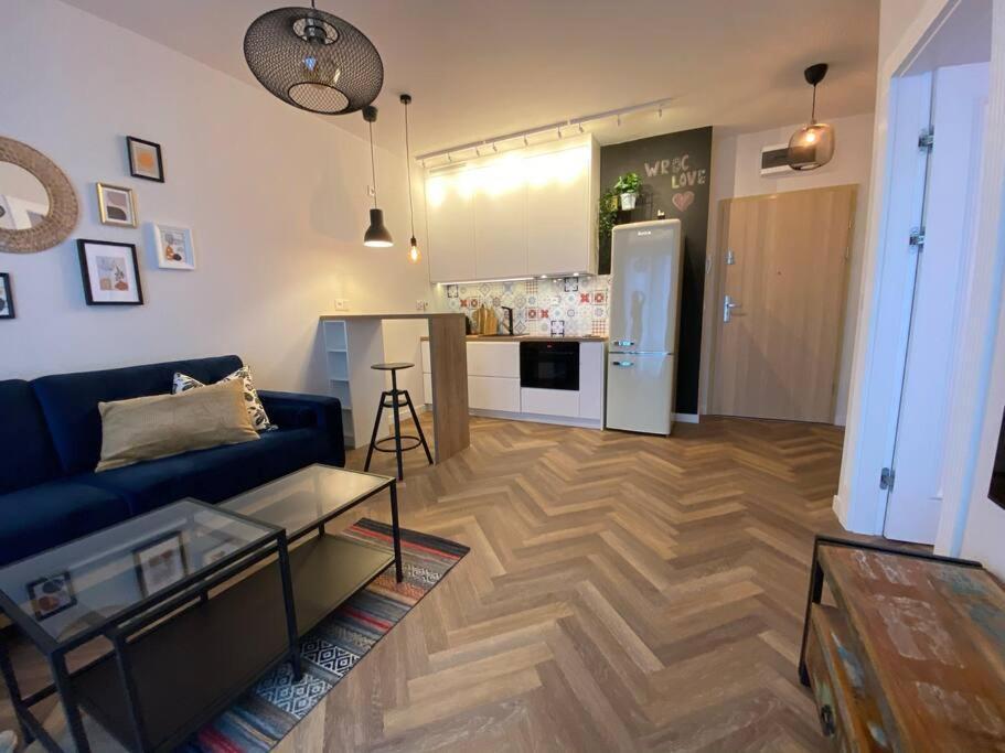 Art Marina Nad Rzeka Z Bezplatnym Parkingiem Apartment